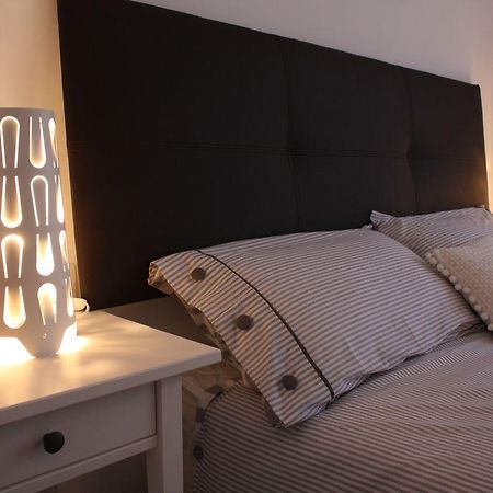 Apartamento Moderno Cerca Del Centro Málaga Kültér fotó