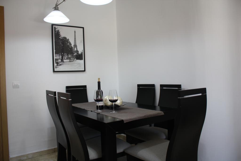 Apartamento Moderno Cerca Del Centro Málaga Kültér fotó